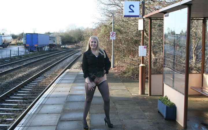 Взрослые бабы в колготках фото обалдеть